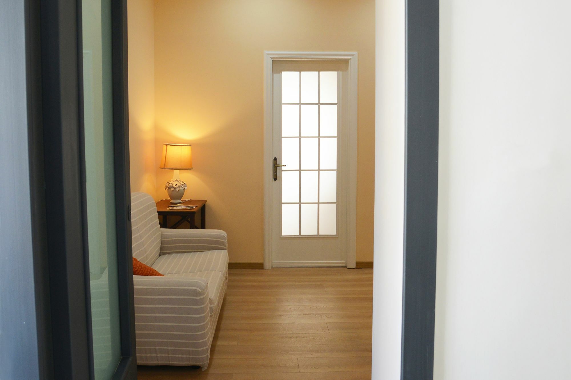 Donnaregina Boutique Apartment Napels Buitenkant foto