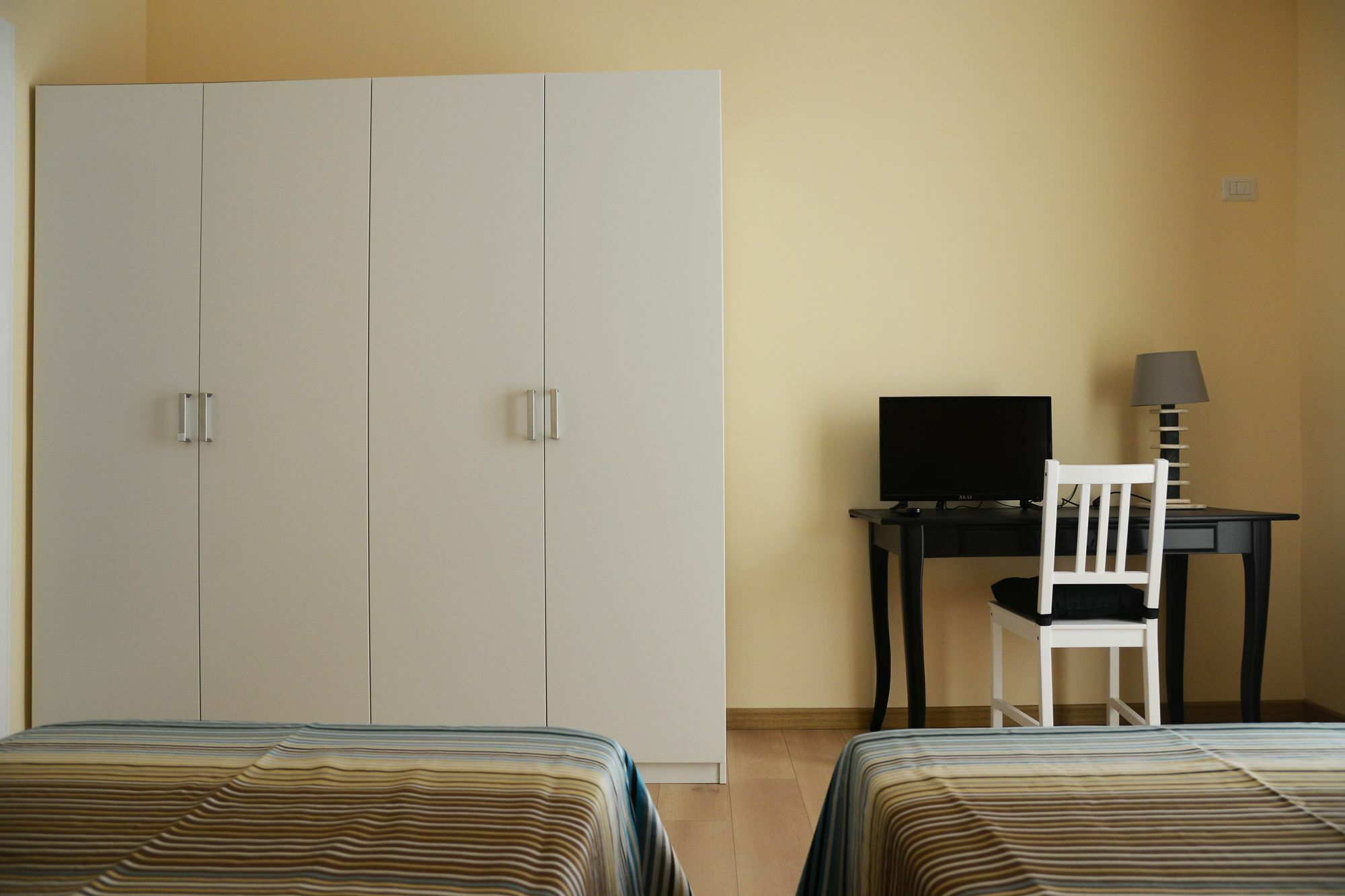 Donnaregina Boutique Apartment Napels Buitenkant foto