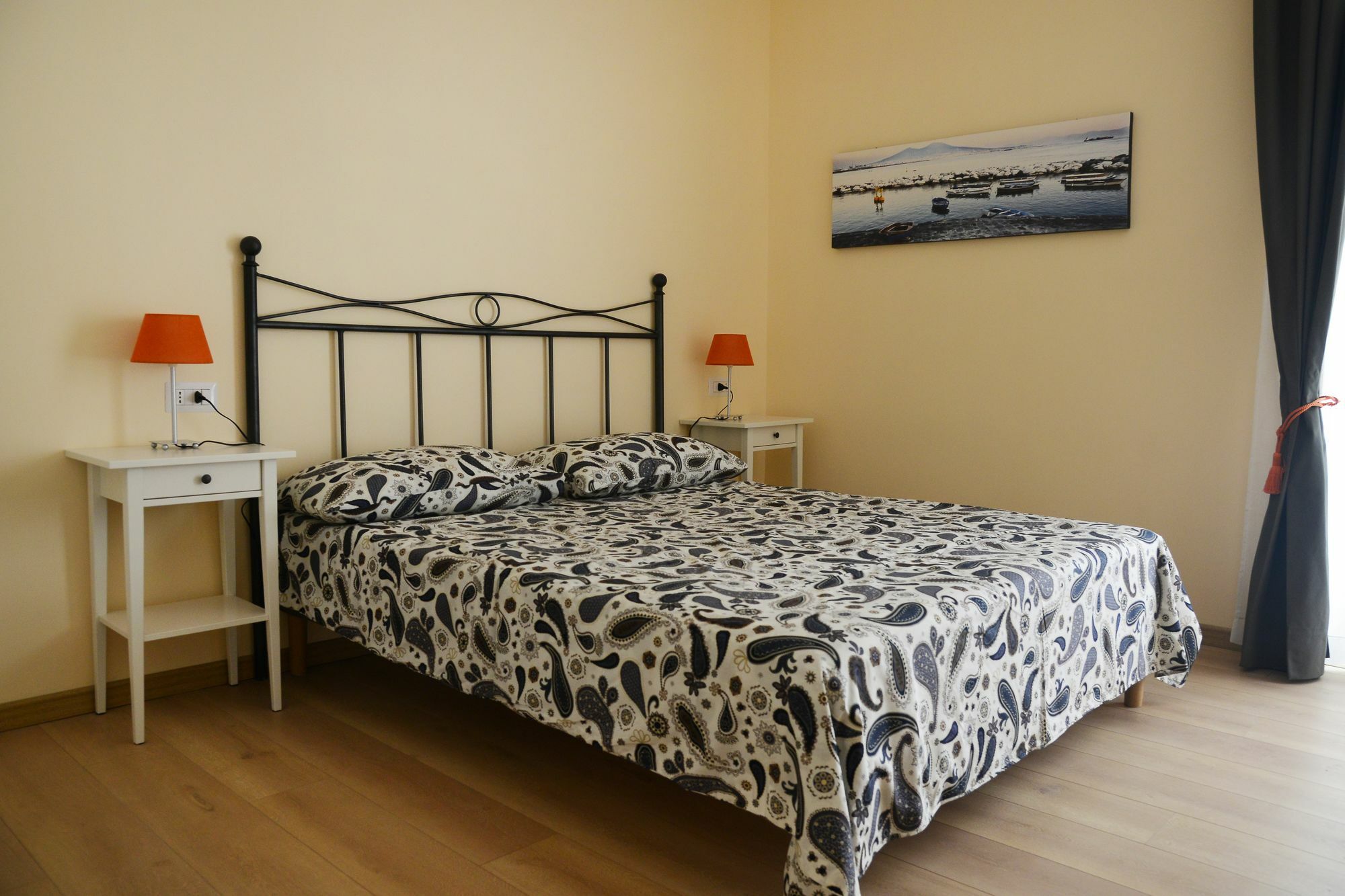 Donnaregina Boutique Apartment Napels Buitenkant foto